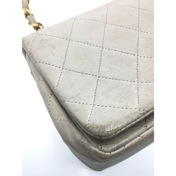 Chanel Leather Matelasse Lamb Chain Shoulder Bag - Picture 7 of 7